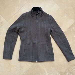 Women’s Spyder cable knit zip up sweater
Size medium